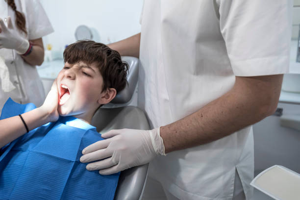 Best Weekend Emergency Dentist in Farmers Loop, AK